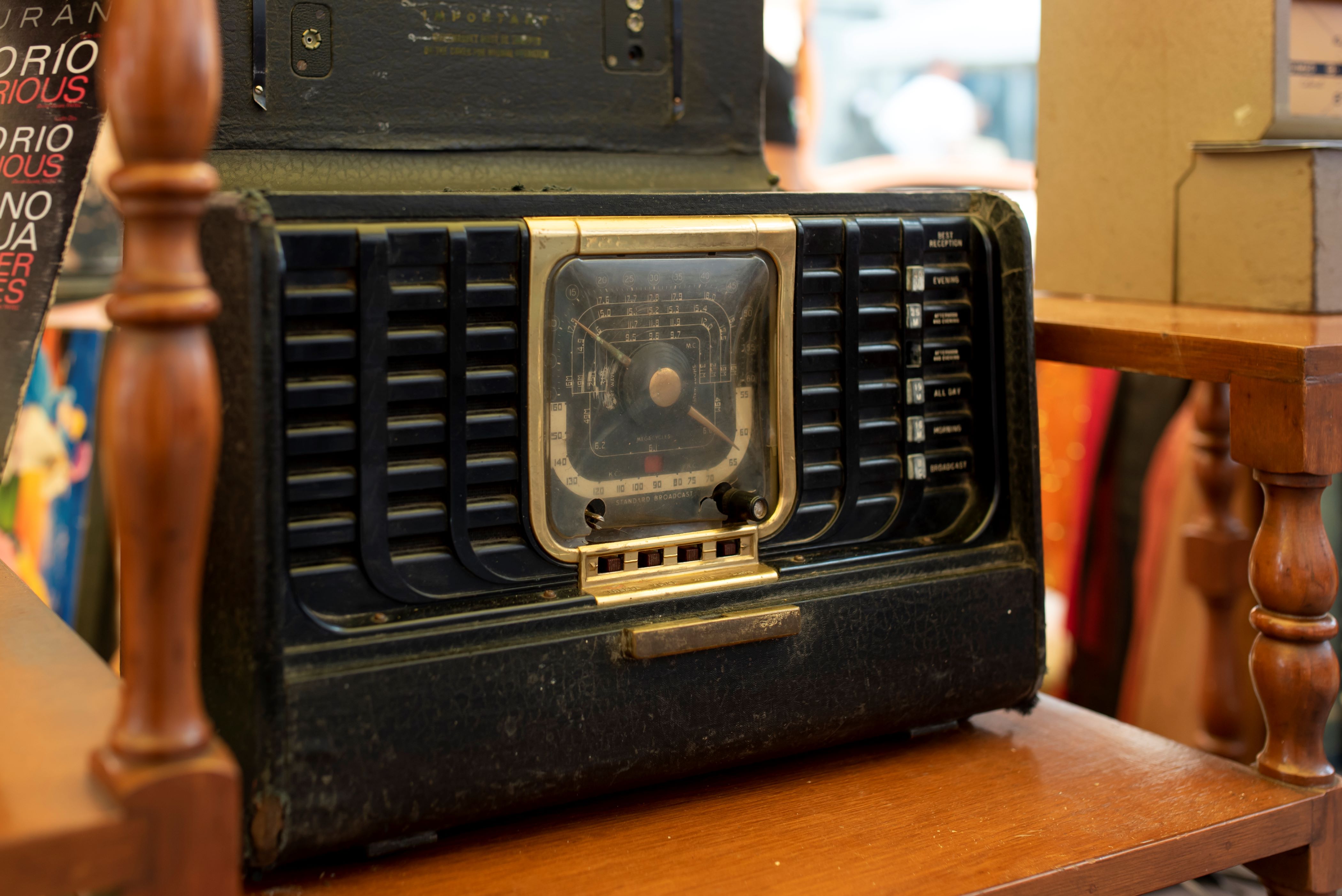 Svobodná Evropa má svoji nezastupitelnou roli. Ověřené a hodnotné informace potřebujeme, říká historik Stehlík