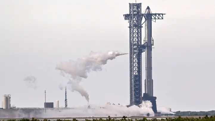 Společnost SpaceX realizovala v Texasu desátý testovací let raketoplánu Starship