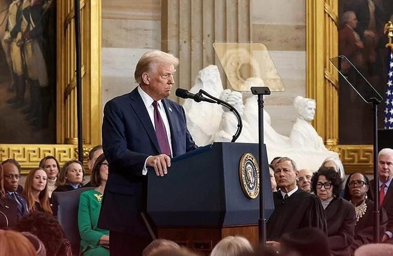 Trump a jeho výroky o Pásmu Gazy: Vypouštění pokusných balónků, sledování reakcí a možné zahájení vyjednávání