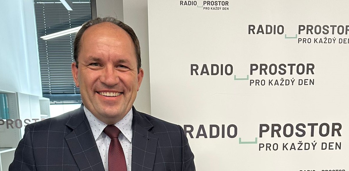 Vedení řetězců požádám, aby neházeli přes palubu české potraviny, říká ministr zemědělství Výborný