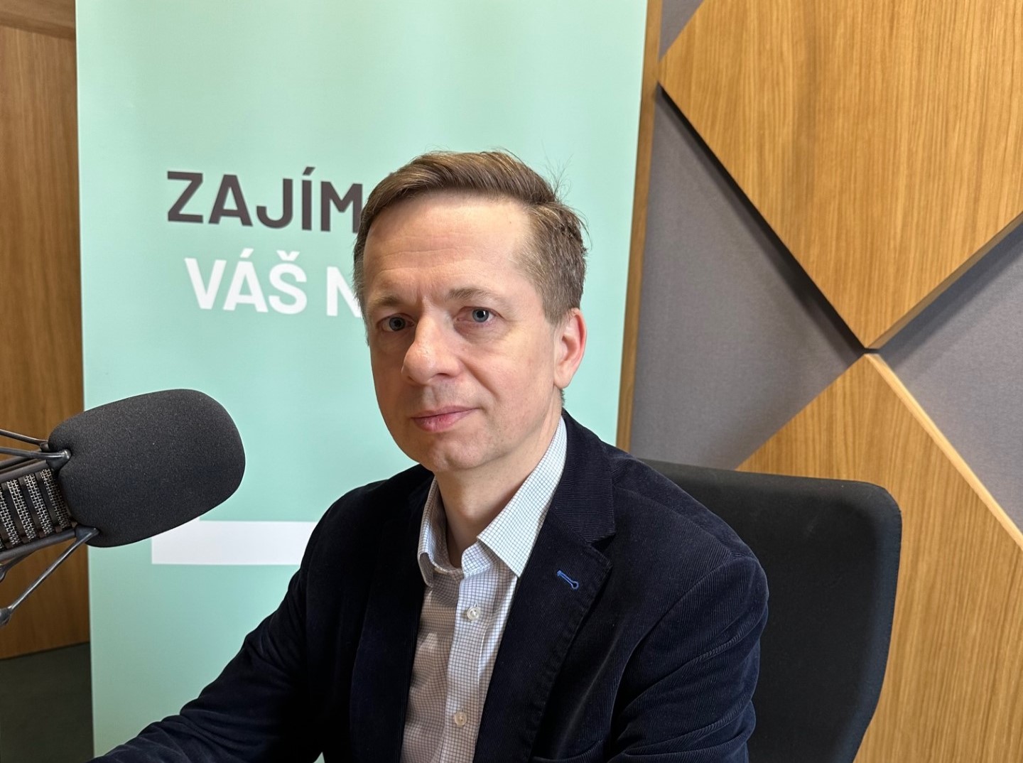 Kvůli migračnímu paktu nás čeká podobná uprchlická vlna, jako Západ v roce 2015, říká právník Kotzian