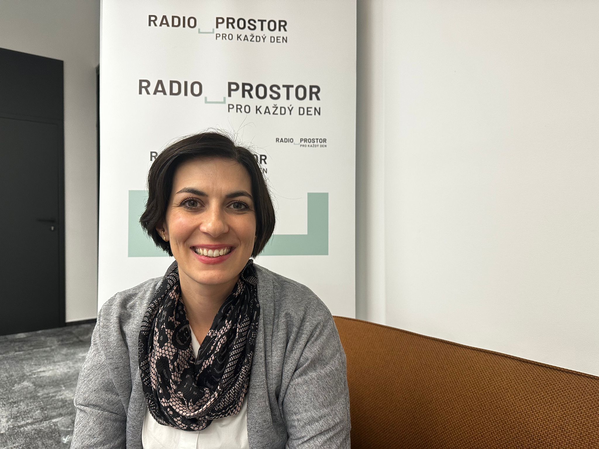 Když mi Babiš nadává, je to poklona! A za výroky o svetrech si stojím, říká šéfka Sněmovny Pekarová