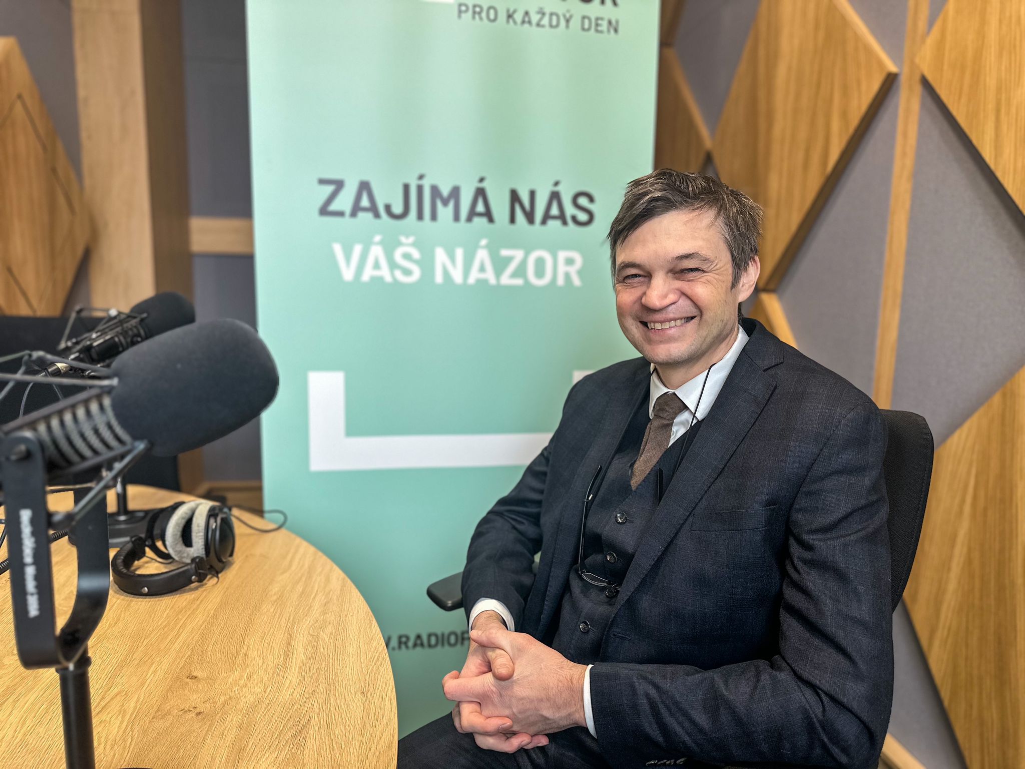 Pohlaví jsou jenom dvě a země je placatá. Alespoň pro nás, říká bývalý olympionik Pollert