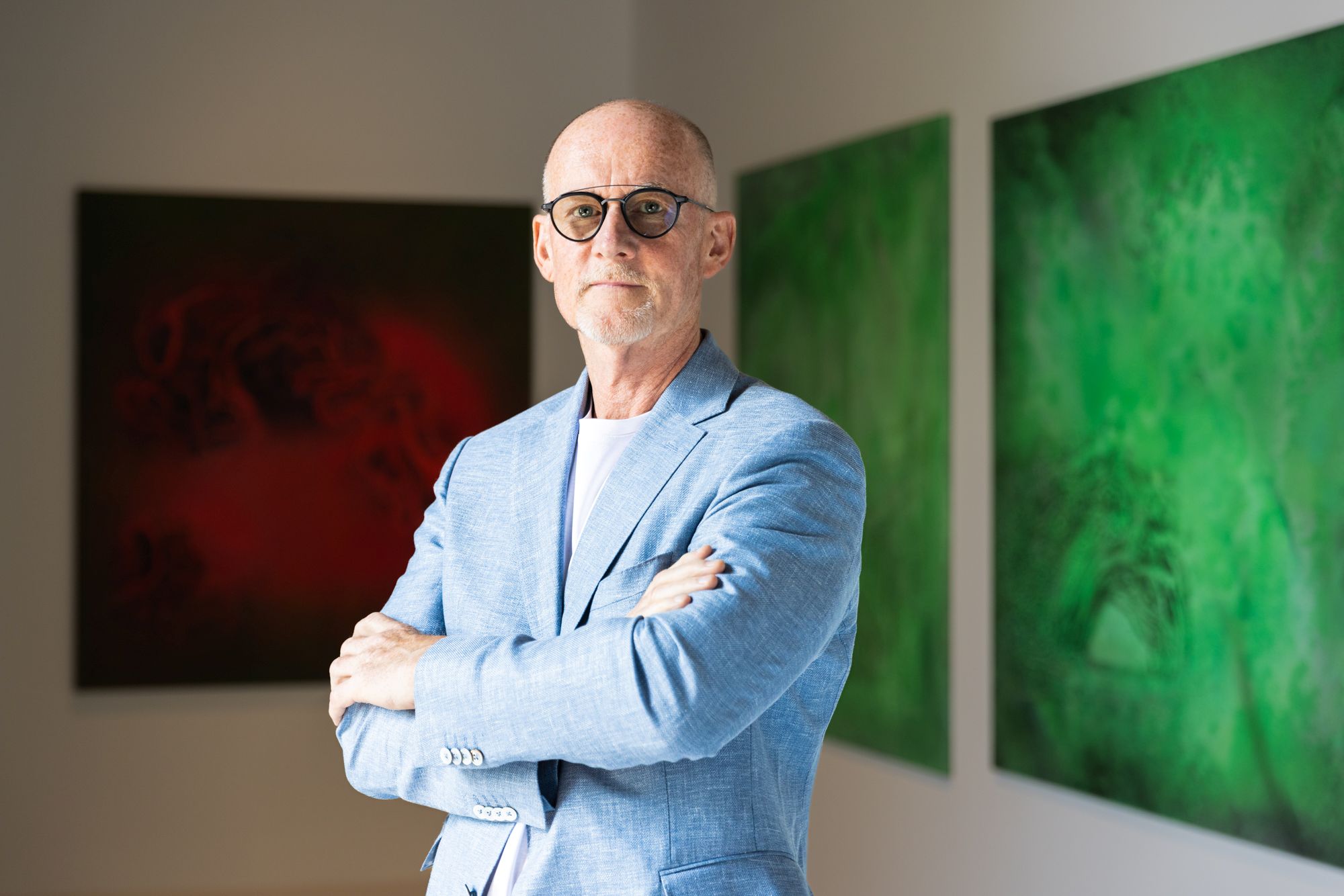 Výstavu obrazů Jana Pištěka nazvanou Skryté příběhy můžete navštívit do sedmého září v prostorách Letohrádku královny Anny na Pražském hradě 