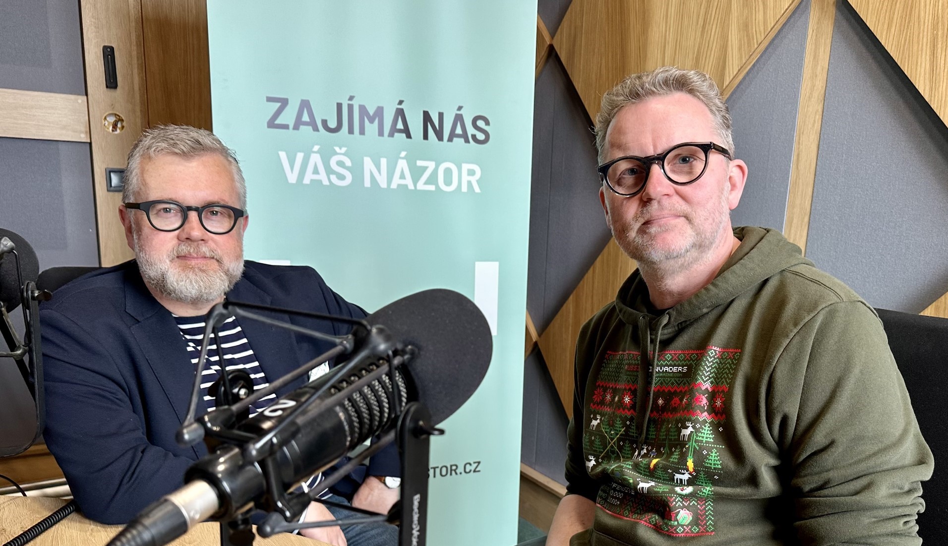 Jestli se chcete hodně zasmát, běžte s odborníkem na film o středověku, říkají autoři podcastu Přepište dějiny