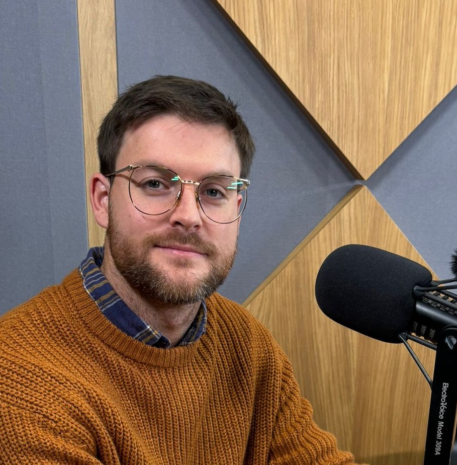 Nižší a střední třídě v USA se bude žít hůř, zatímco korporacím a miliardářům lépe, říká analytik Boháček