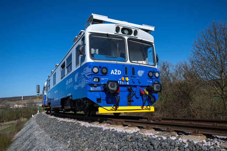 V Česku od dubna jezdí vlak bez strojvedoucího, je první v Evropě. Autonomní vlak zvyšuje bezpečnost, říká šéf AŽD Chrdle