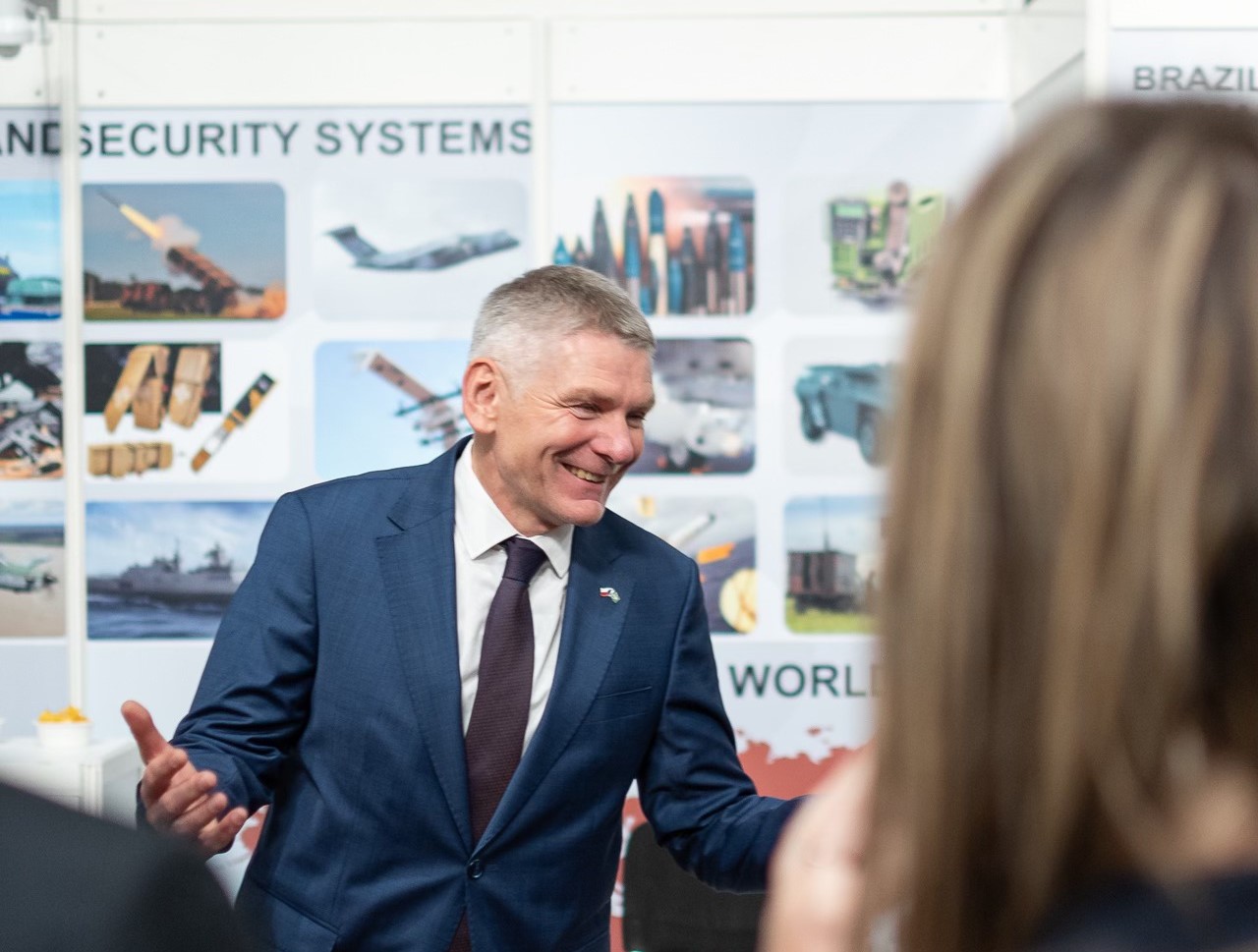 V čerstvé novele zákona o zbraních jsou věci, které využívalo gestapo. Vrací nás před rok 1945, říká Hynek