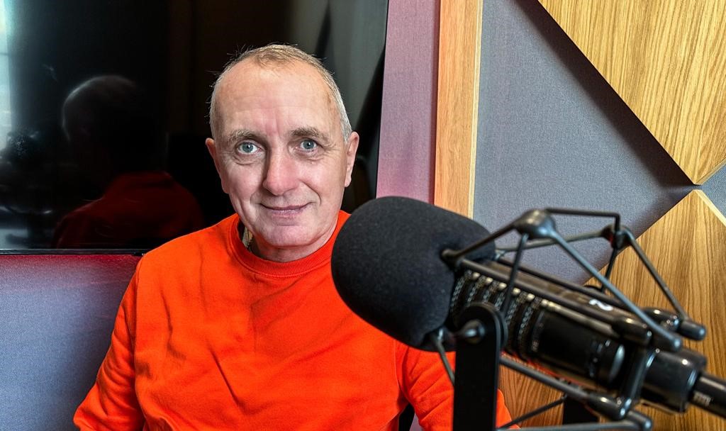 Skončil jsem na vrcholu, ale třeba se na Dakar jednou vrátím se svým synem, říká motocyklová legenda Ivo Kaštan