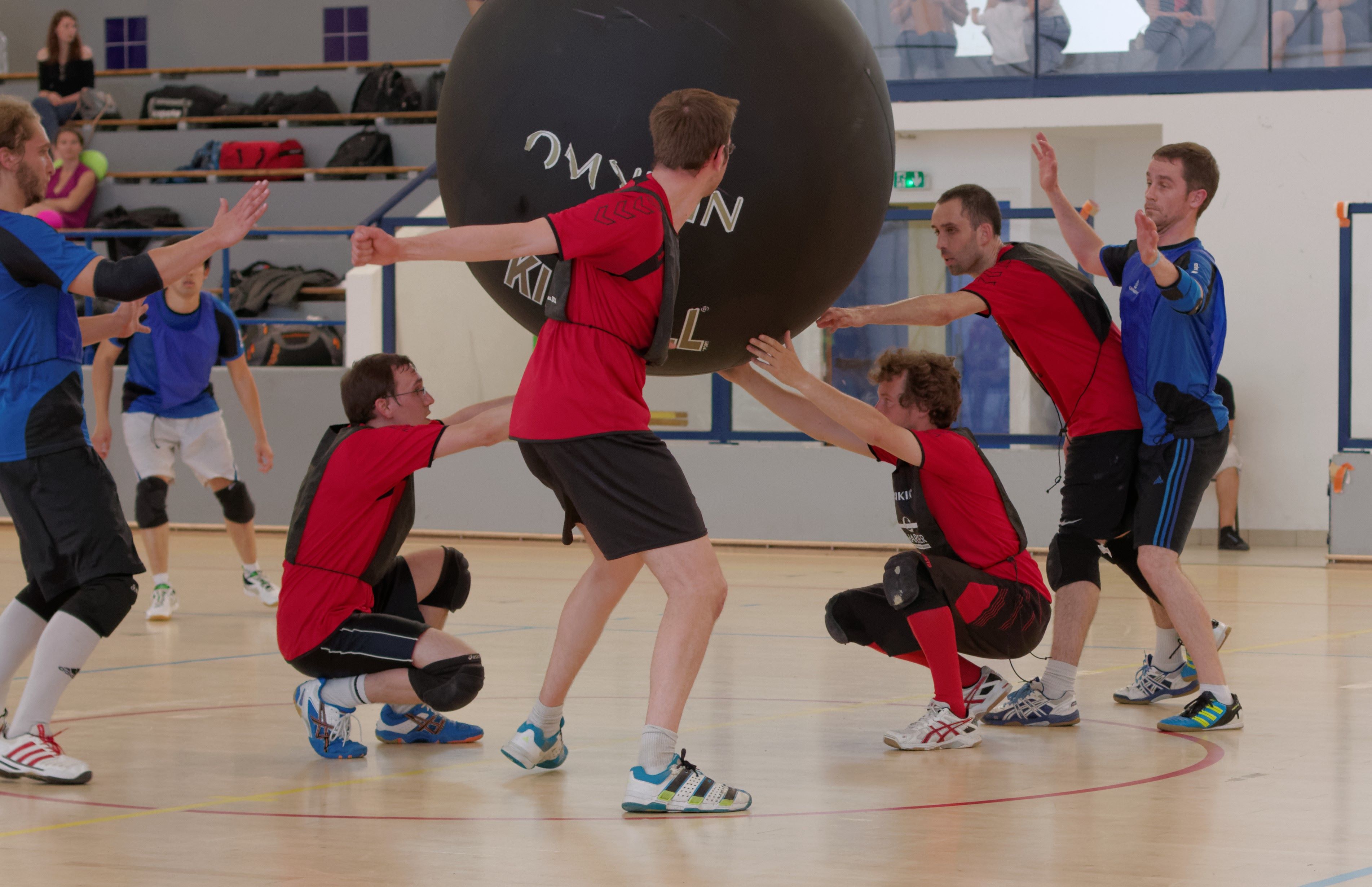 Kinball - sport, ve kterém jsou Češi světovou špičkou