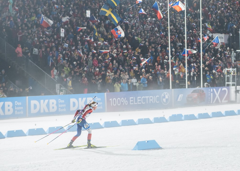 Dýcháme z posledního. Biatlonové tratě upravujeme až do rána, říká rolbař z Nového Města na Moravě