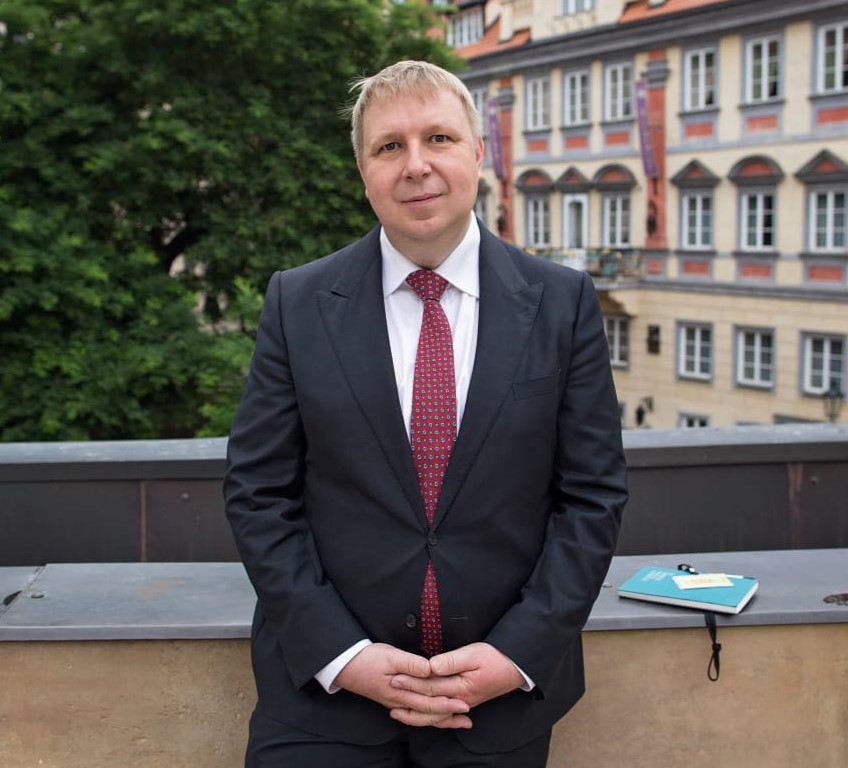 Změny v sociálních dávkách jsou na místě. Jurečka s tím má jít ven, až bude mít jasno ve všem, říká stínový ministr Juchelka