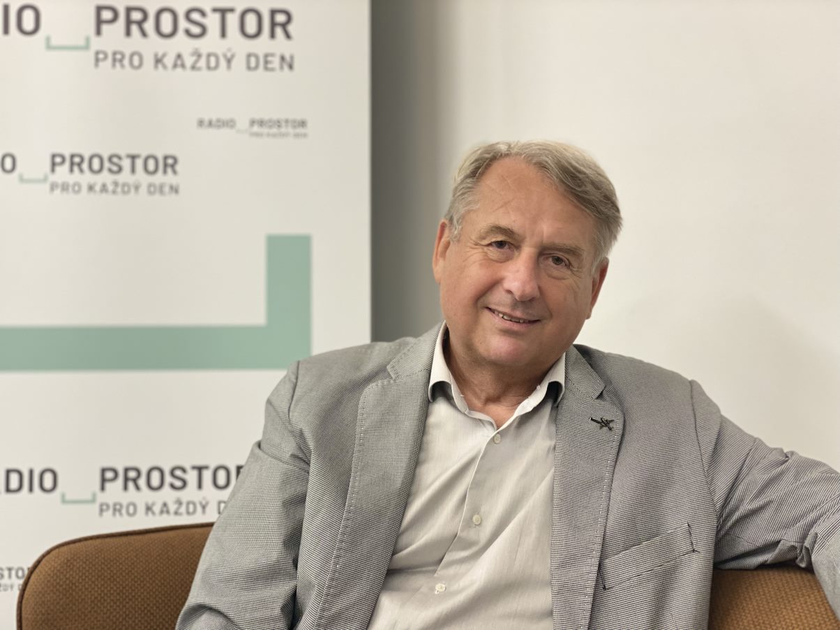 Olympijské medaile jsou pomíjivé. Důležitá je celková koncepce sportu a fyzické zdatnosti lidí, říká předseda sdružení sportovních svazů ČR, Zdeněk Ertl.  