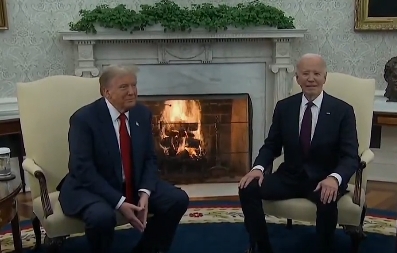 Bidenovi zbývá pár hodin do důchodu, Trump se třese do Bílého domu. Jaké budou jeho první kroky?