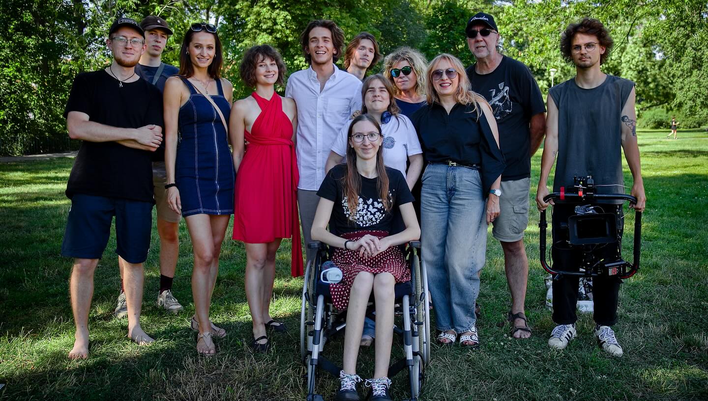 Miro Žbirka má nový videoklip. Autorkou je dívka postřelená na Filozofické fakultě