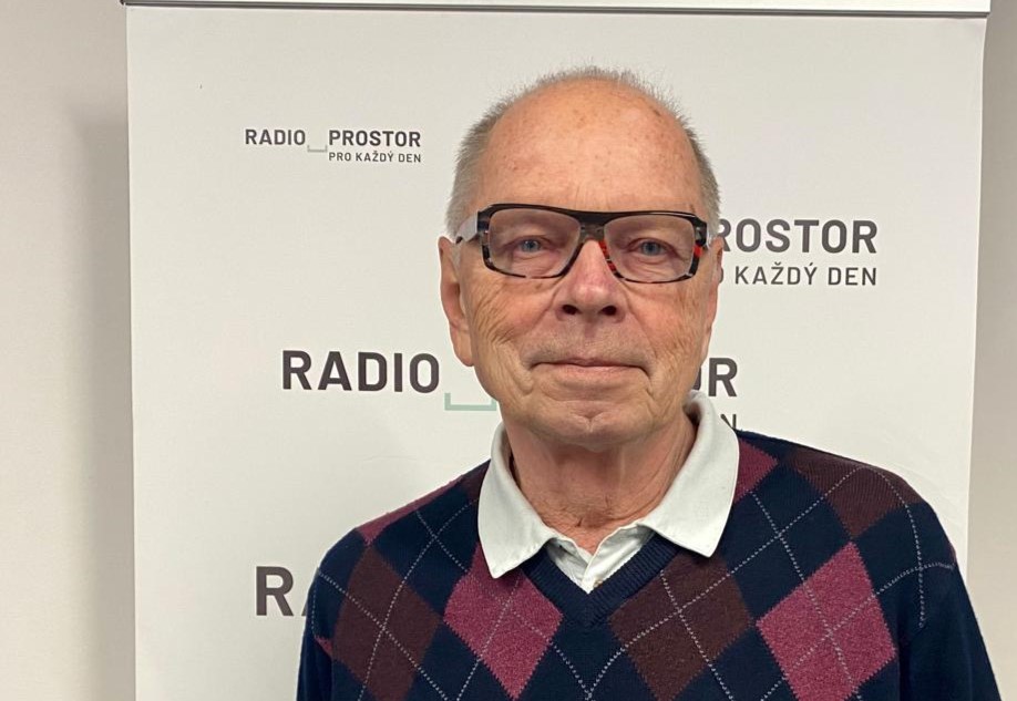 Máme třináct bakalářů do tuctu a v praxi si s nimi neví rady, říká bývalý ministr financí Pilný