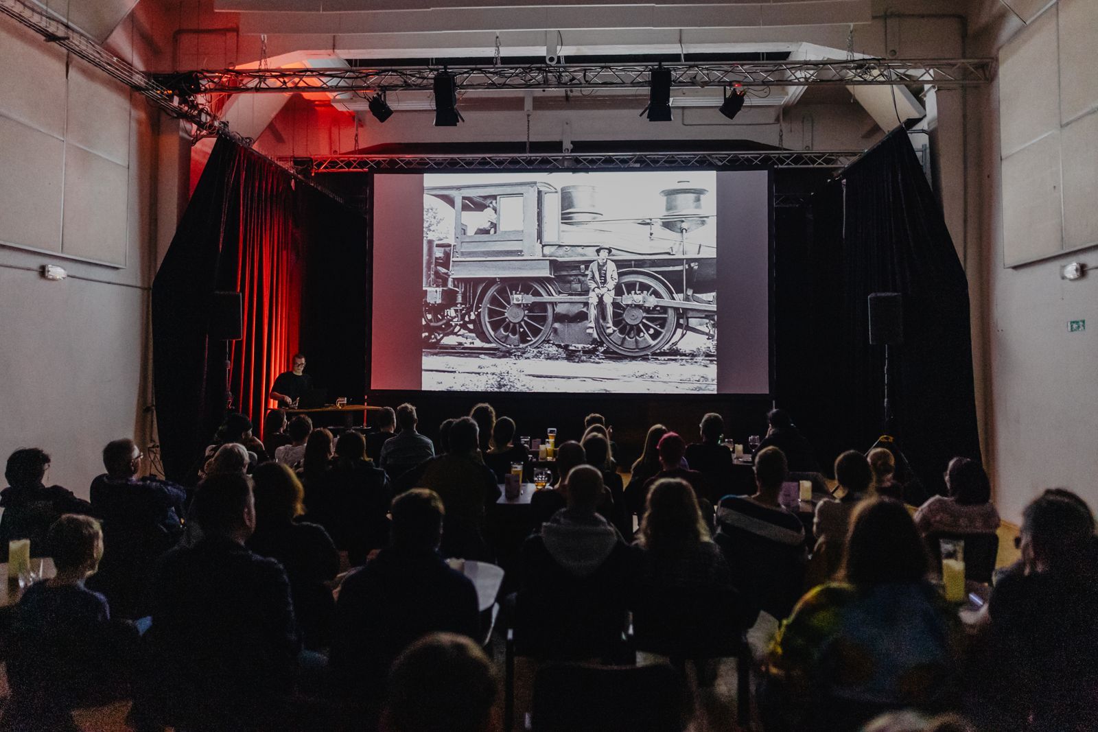 Osmý ročník International Road Movie Festivalu zve diváky zve na výpravu napříč kontinenty i lidskými osudy