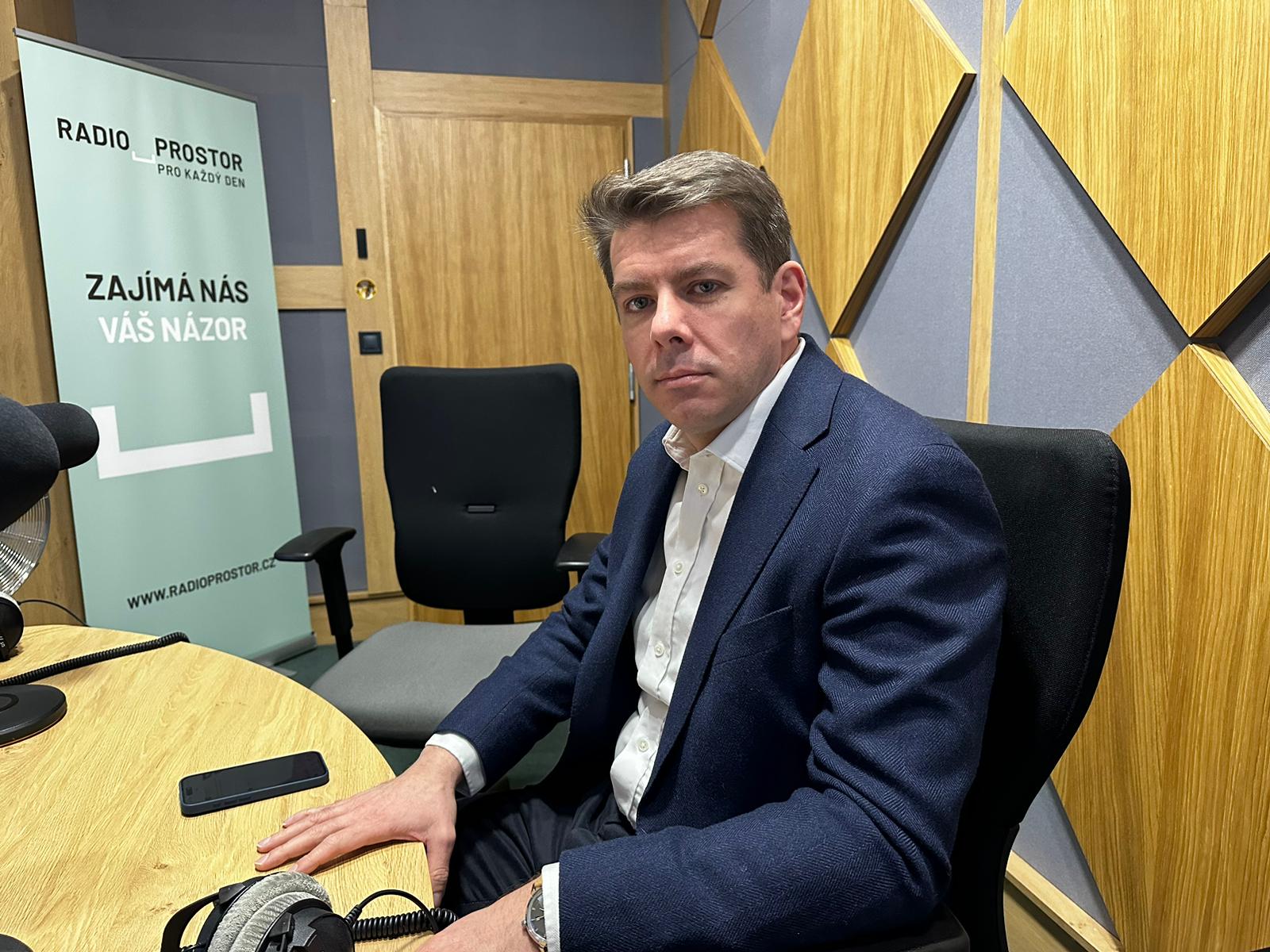 Držme se koruny. Její výhody nad přijetím eura převažují, říká místopředseda sněmovny Skopeček