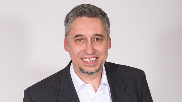 Až čtvrtina českých dětí jde do první třídy o rok později. Odklady by podle poslance Klímy měly být do dvou let možné jen ze závažných zdravotních důvodů