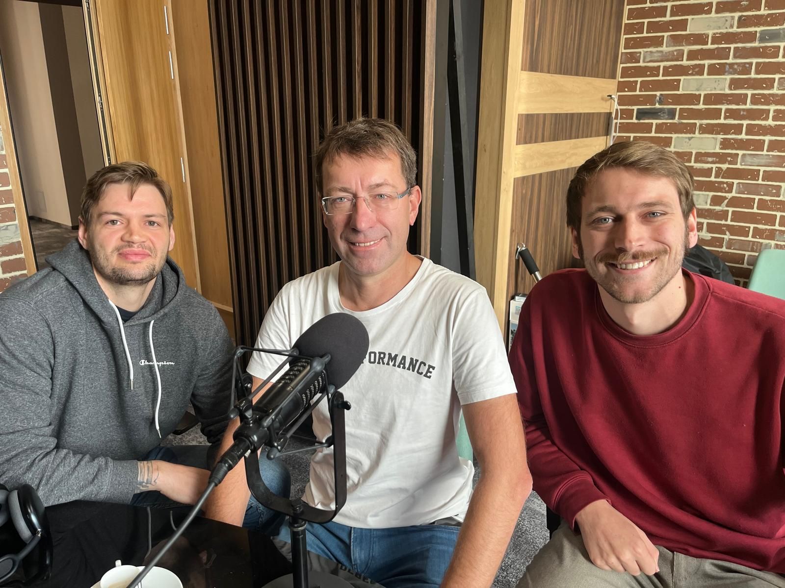 "Investigativní žurnalistika je novinářský maraton," redaktoři z webu odkryto.cz sdíleli své zkušenosti