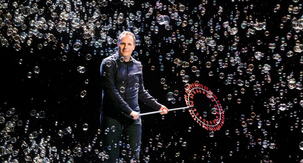 Do jedné bubliny jsem dal pět živých tygrů, chce to tréning, říká profesionální bublinář Kodeš