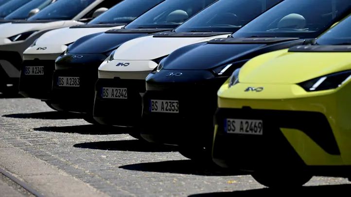 Start čínské automobilky BYD nebyl zrovna přesvědčivý. Do konce srpna se neprodalo ani 100 aut
