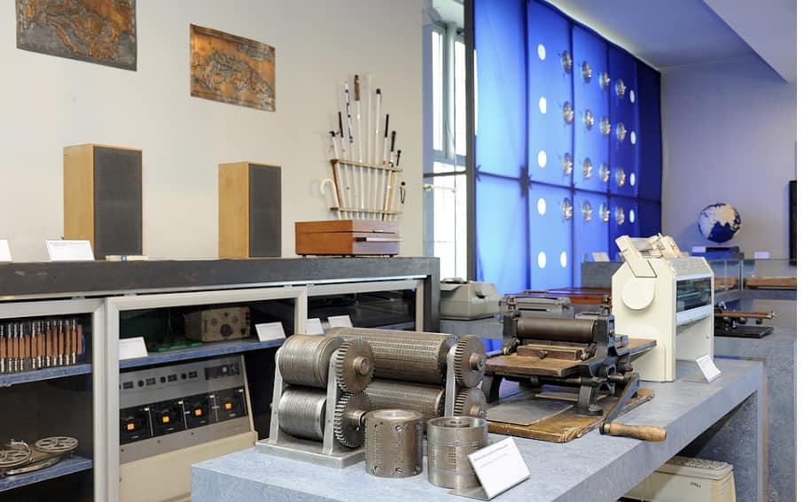 Od vytvoření Braillova písma uběhlo 200 let. V Brně k výročí otevřeli novou komorní výstavu 