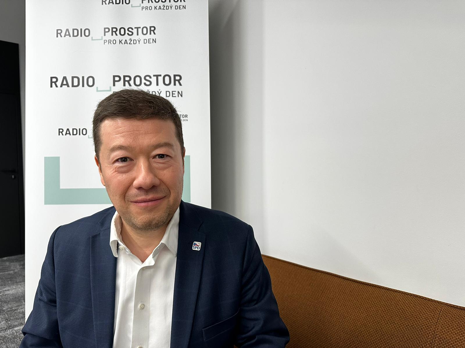 Vysvědčení pro vládu? Jednoznačná pětka, říká šéf opozičního hnutí SPD Okamura