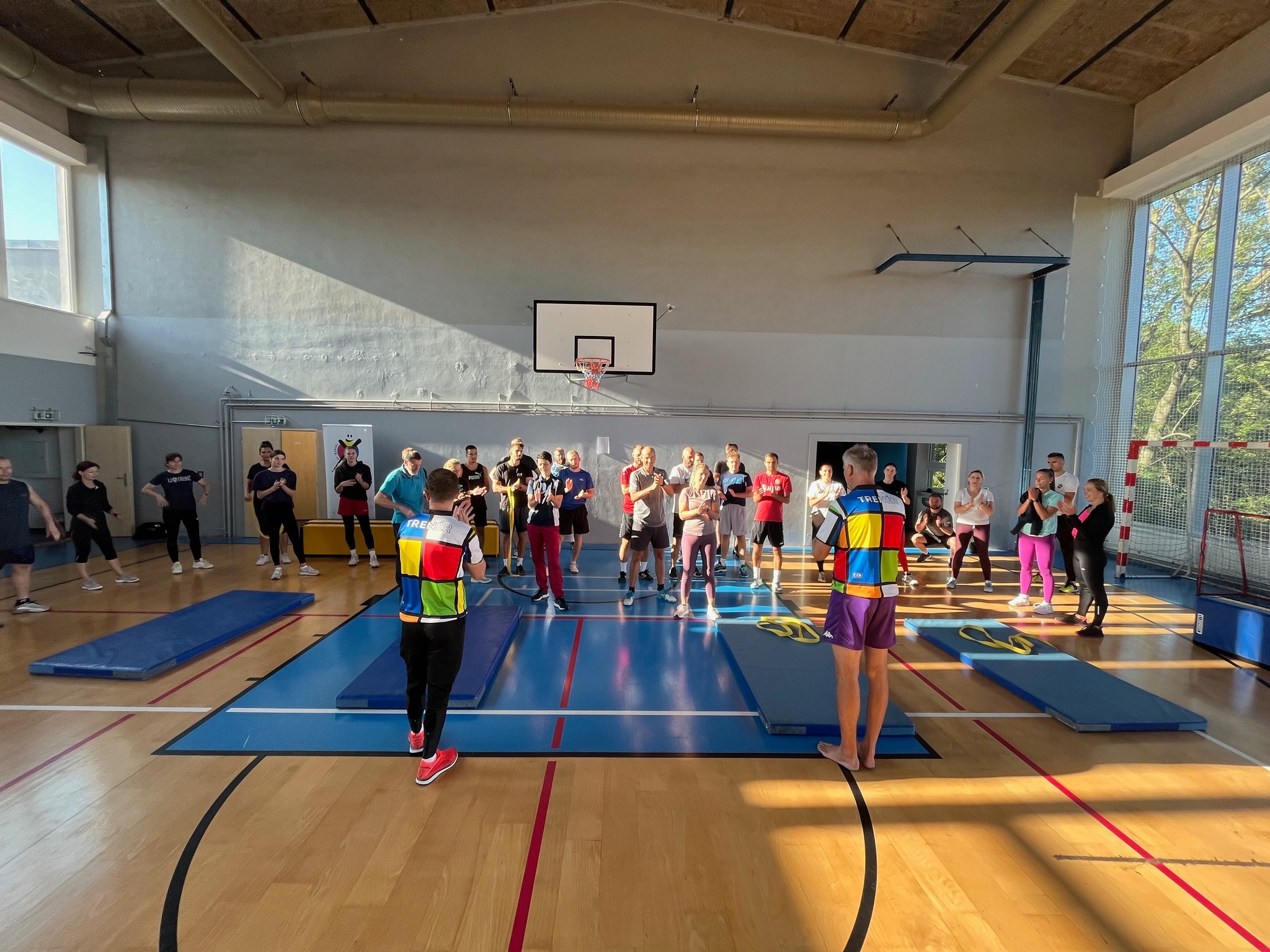 Trenér ve škole: Žáky a studenty stresuje tělocvik. Zásadní je včasné vytvoření emoční vazby ke sportu 